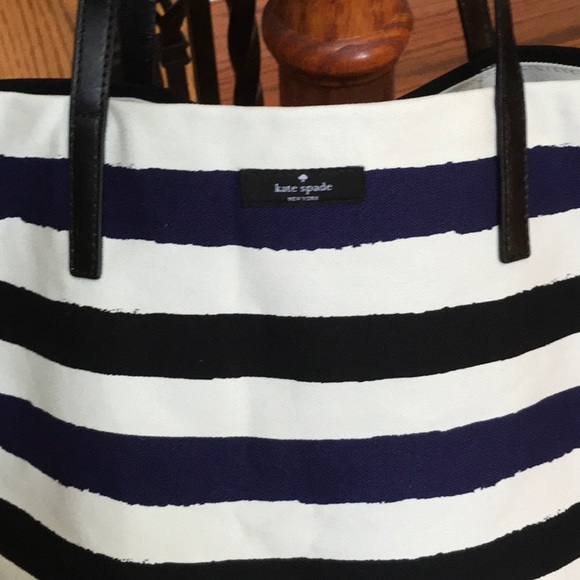 💥Sale💥NWT♠️ Kate Spade Bon shopper striped tote - Picture 2 of 6